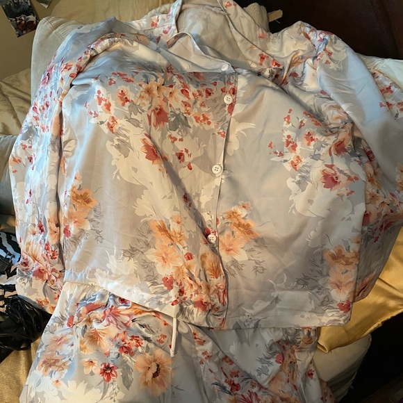 Seline Lounge Loungewear set - Picture 1 of 5